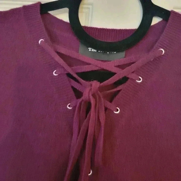 The Kooples Cashmere Wool Lace Up Sweater Berry Wine Pullover - Picture 2 of 4